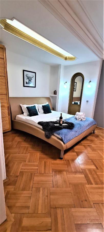Central Arghezi Art Deco Apartment Piata Universitatii Bukareszt Zewnętrze zdjęcie