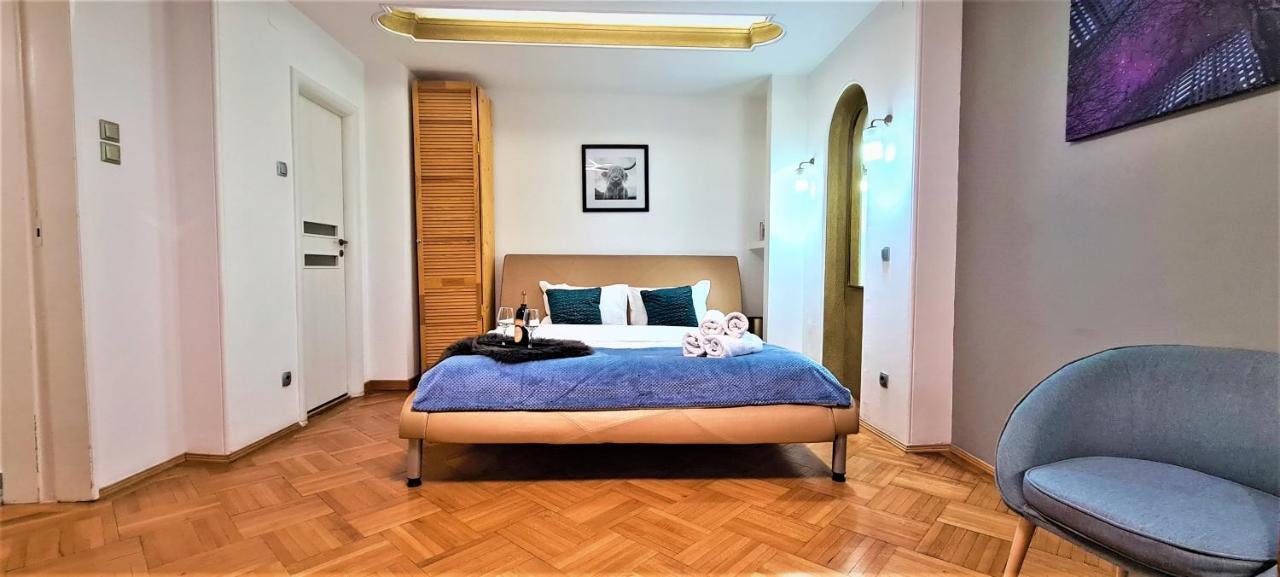 Central Arghezi Art Deco Apartment Piata Universitatii Bukareszt Zewnętrze zdjęcie